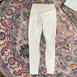 FABLETICS LEGGINGS SIZE SMALL NEVER WORN